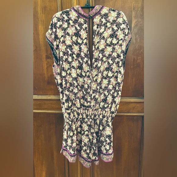 Poupette St Barth Romper, size Medium - Picture 7 of 11